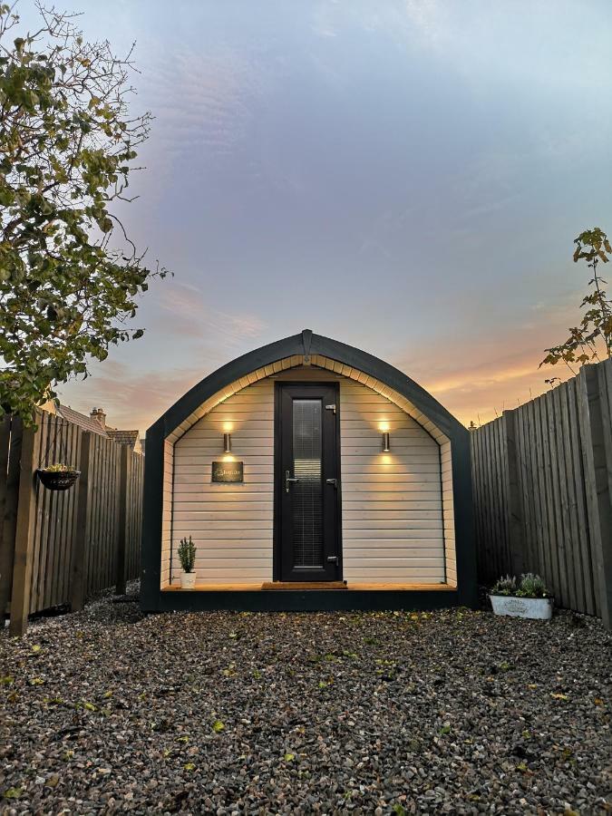 Foxy'S Den Dornoch Villa Екстериор снимка